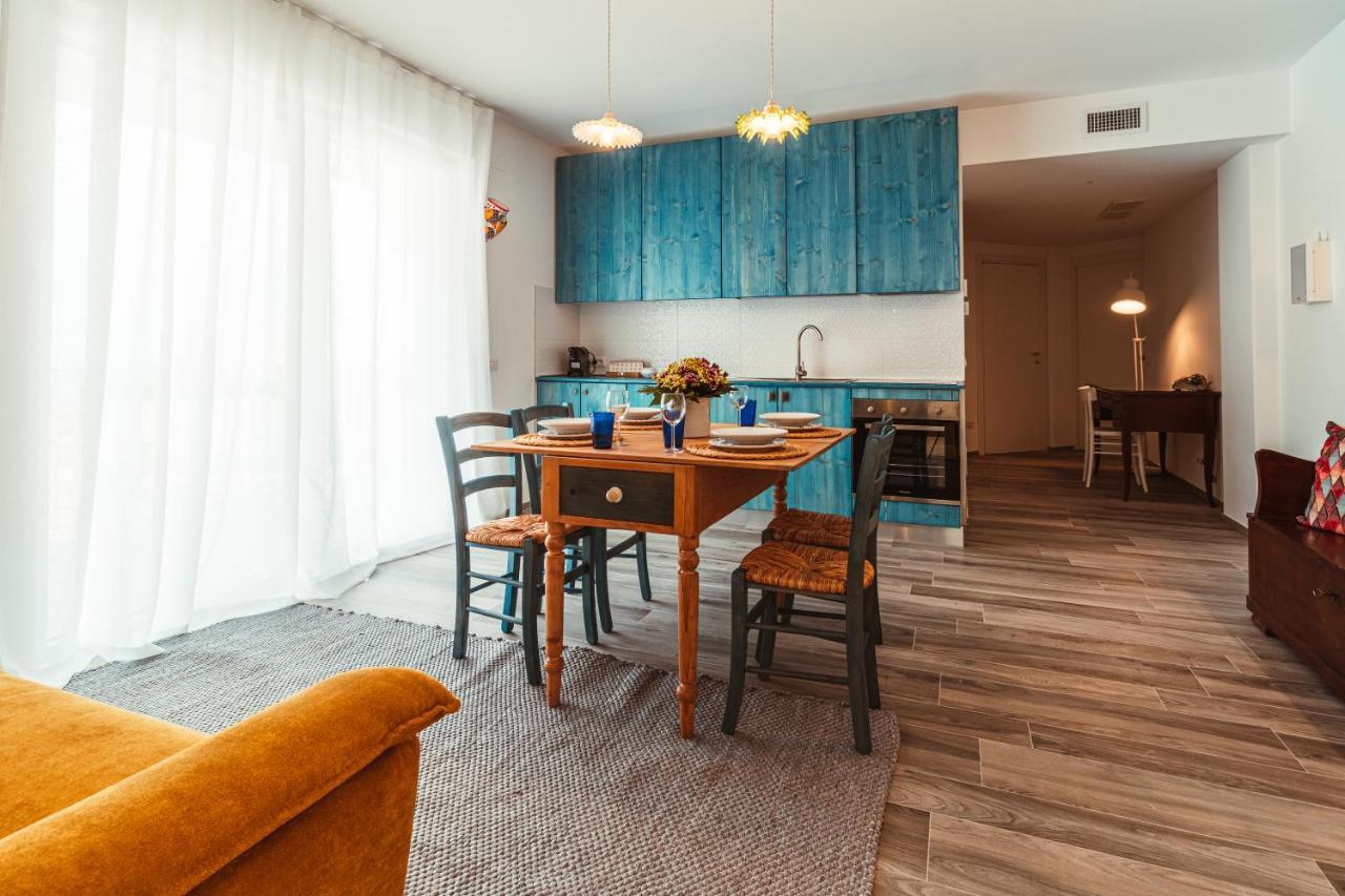 Da Riva Apartment Sea View - Housea بولينيانو آ ماري المظهر الخارجي الصورة